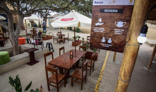 En todo momento se recuerda a los visitantes observar protocolos de bioseguridad. Foto: Backus