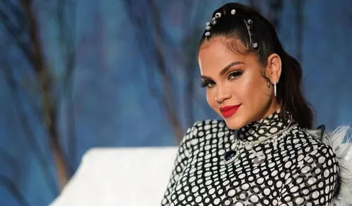 La cantante compartió una imagen de su primogénita, quien acaba de cumplir un mes de vida. Foto: Instagram / Natti Natasha