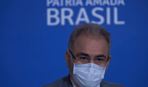 El ministro de la Salud, Marcelo Queiroga, participa en una ceremonia de lanzamiento del nuevo sistema de registro de Pescadores Profesionales y Rede Pesca Brasil, hoy en el Palacio de Planalto de la ciudad de Brasilia (Brasil). Foto: EFE El ministro de la Salud, Marcelo Queiroga, participa en una ceremonia de lanzamiento del nuevo sistema de registro de Pescadores Profesionales y Rede Pesca Brasil, hoy en el Palacio de Planalto de la ciudad de Brasilia (Brasil). Foto: EFE