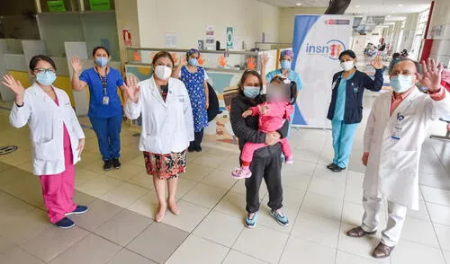 Niña de dos añitos nació sin esófago y médicos del INSN San Borja reconstruyeron esa parte de su organismo. Foto: INSN San Borja