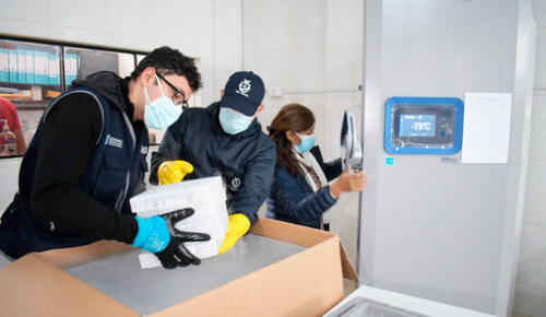 Nuevo lote de vacunas fue almacenado en la Geresa de Lambayeque. Foto: Gerencia Regional de Salud Nuevo lote de vacunas fue almacenado en la Geresa de Lambayeque. Foto: Gerencia Regional de Salud