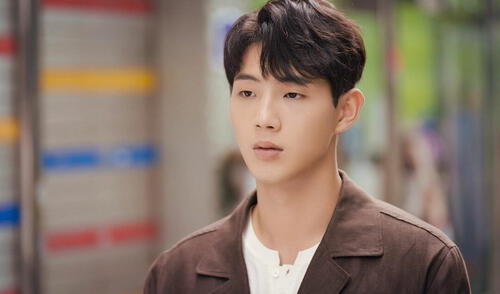 Ji Soo es un actor coreano de 28 años. Foto: Naver