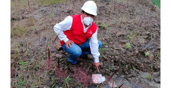 Los técnicos de la Contraloría realizaron inspecciones en las zonas donde se ejecutan los trabajos. Foto: Contraloría