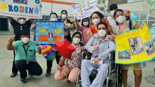 Desde mayo, 450 pacientes han podido tratar las secuelas de la enfermedad gracias a la implementación del Programa Virtual de Fisioterapia Cardiorrespiratoria. Foto: HEAV