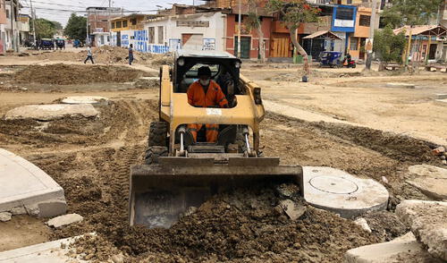 La obra de rehabilitación de la avenida Ramón Castilla reporta un avance del 70%. Foto: MDC