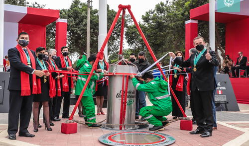 Así se dio el entierro de la cápsula del Bicentenario el último 20 de julio. Foto: Municipalidad de San Borja Así se dio el entierro de la cápsula del Bicentenario el último 20 de julio. Foto: Municipalidad de San Borja