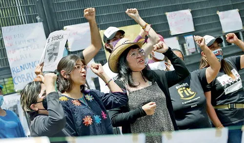 Protesta. Activistas acusaron el sábado al Instituto Nacional Electoral de no promover la consulta entre la ciudadanía. Foto: EFE