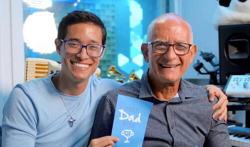 Tony Succar junto a su padre Antonio Succar. Foto: Tony Succar/ Instagram