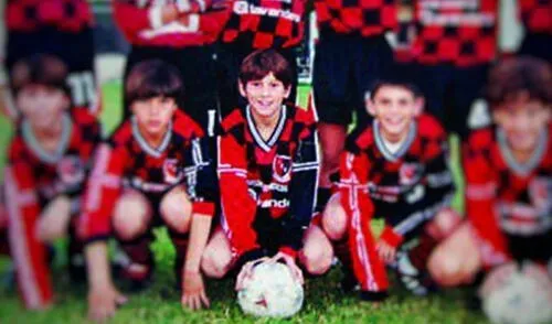 Lionel Messi jugó en las inferiores de Newell's Old Boys antes de llegar a Barcelona. Foto: Newell’s