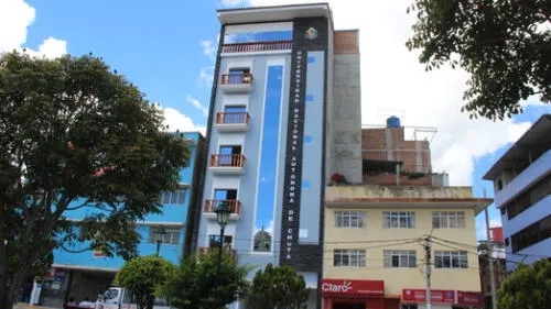 Construcción de edificio para oficinas de rectorado, vicerrectorados y administración llegó a su fin. Foto: UNACH