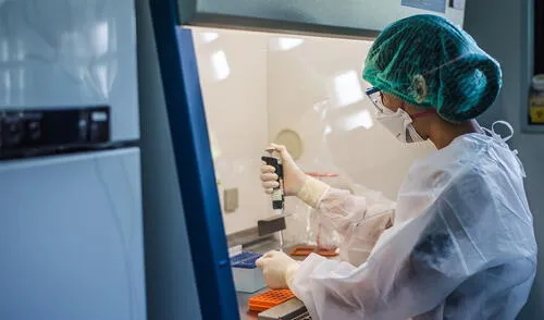 Los tres productos han sido donados por sus fabricantes y fueron seleccionados por un panel independiente de expertos. Foto: OMS