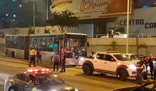 Los pasajeros fueron trasladados a un nosocomio local. Foto: Grace Mora/URPI - LR