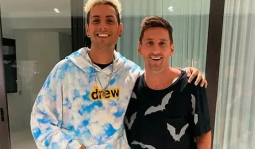 Coscu conoció a Lionel Messi en Barcelona días antes de que el astro argentino firme por el PSG. Foto: Coscu/Instagram.