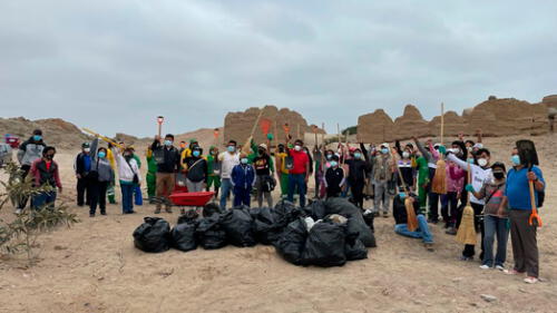 Ministerio de Cultura supervisó jornada de limpieza en Cerro Reque. Foto: DDC Lambayeque