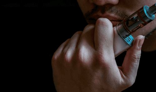 La Asociación de Vapeadores del Perú hizo un análisis del informe de la OMS sobre la epidemia mundial de tabaquismo.  Foto: Difusión