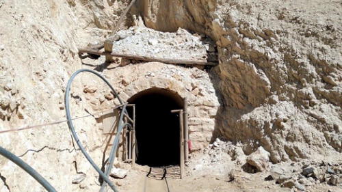 Por lo general, las cooperativas mineras desarrollan su actividad en minas que no brindan las condiciones laborales mínimas para sus trabajadores, por lo cual se registran accidentes frecuentemente. Foto: captura de Youtube