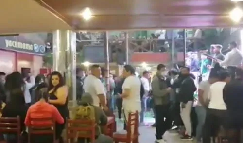 Fueron 15 los detenidos que fueron trasladados a la comisaría de Bocanegra. Foto: captura América Tv Fueron 15 los detenidos que fueron trasladados a la comisaría de Bocanegra. Foto: captura América Tv