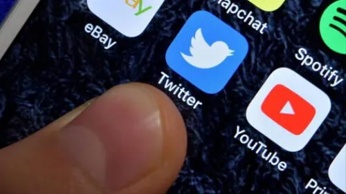 Según la investigación, el video recoge unos incidentes en un aula de Brasil y no guarda ninguna relación con menores de edad emigrados a España. Foto: EFE