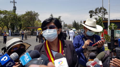La subprefecta de Arequipa, Nery Valencia, descartó procesiones. Foto: Wilder Pari / URPI La subprefecta de Arequipa, Nery Valencia, descartó procesiones. Foto: Wilder Pari / URPI