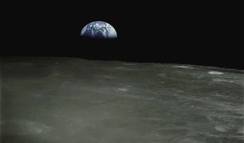 La Tierra y la Luna estarían arrastrando en su tirón gravitacional a dos satélites más, una verdadera revolución en la ciencia. Foto: NASA La Tierra y la Luna estarían arrastrando en su tirón gravitacional a dos satélites más, una verdadera revolución en la ciencia. Foto: NASA