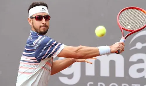 El tenista Nicolás Álvarez es parte de los 32 participantes del tercer Challenger de Santiago. Foto: @FEDTENISPERU/Twitter