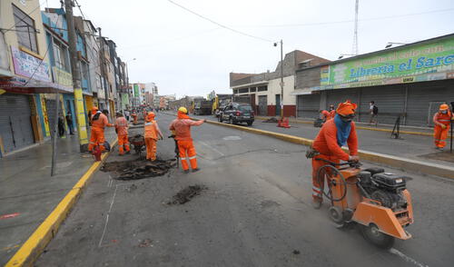 La comuna inició parchado de pistas que hoy están bajo la lupa. Foto: MPT La comuna inició parchado de pistas que hoy están bajo la lupa. Foto: MPT