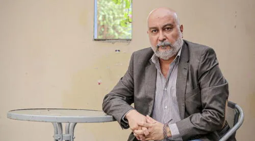 Eduardo Villanueva
Profesor Com. PUCP Eduardo Villanueva
Profesor Com. PUCP
