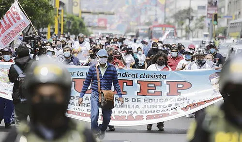 Sutep salió a las calles a pedir que se anule proceso. Foto: John Reyes/La República