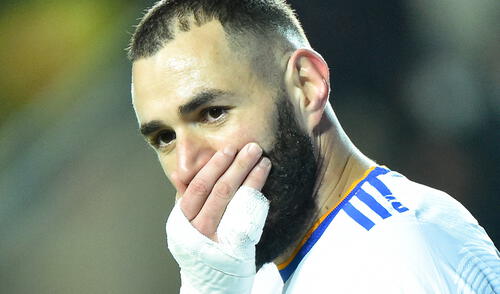 Karim Benzema no pudo finalizar el partido contra el Elche el último fin de semana por lesión. Foto: AFP