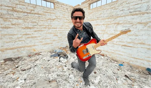 Juan Castrillón, el cantautor que expresa su lado artístico a raíz de la práctica de Ayahuasca. Foto: Difusión