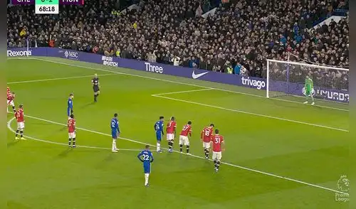 Jorginho cometió un error que permitió el 1-0 del Manchester United. Foto: captura ESPN