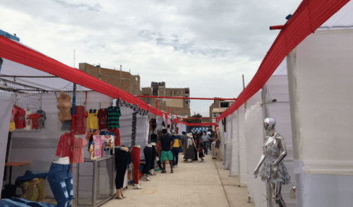 Raúl Porturas afirmó que aún hay 30 puestos de venta disponibles para los comerciantes informales. Foto: Urpy/ La República