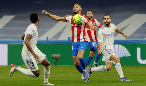 El partido se juega en el estadio Santiago Bernabéu. Foto: EFE