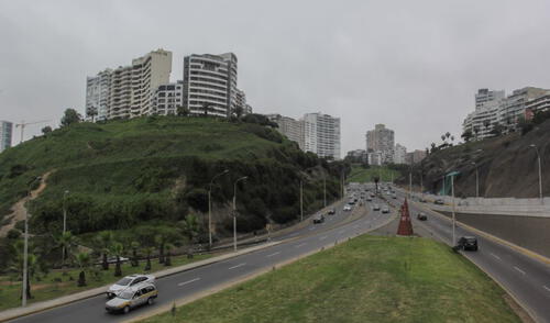 Recorrido por el acantilado de la Costa Verde, Miraflores. Foto: La República / Antonio Melgarejo
