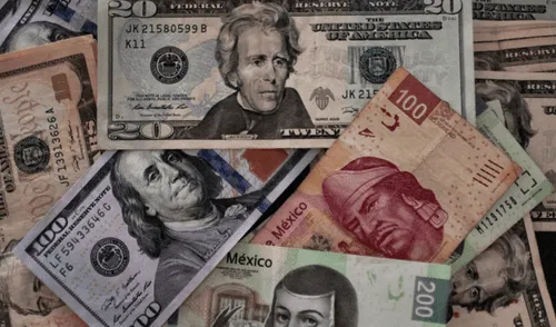 Conoce el precio del dólar en México hoy, lunes 27 de diciembre de 2021. Foto: AFP