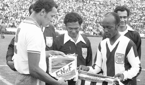 El primer duelo en el estadio fue entre Alianza Lima y Nacional de Montevideo. Foto: Alianza History