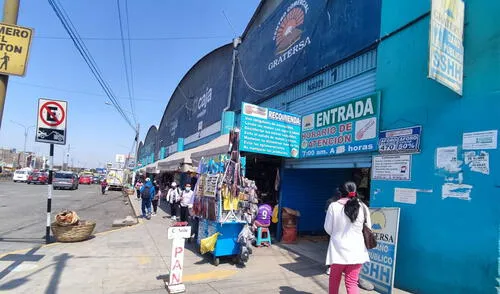 Tiendas en centro comercial cierran más temprano por inseguridad. Foto: Zintia Fernández/La República Tiendas en centro comercial cierran más temprano por inseguridad. Foto: Zintia Fernández/La República