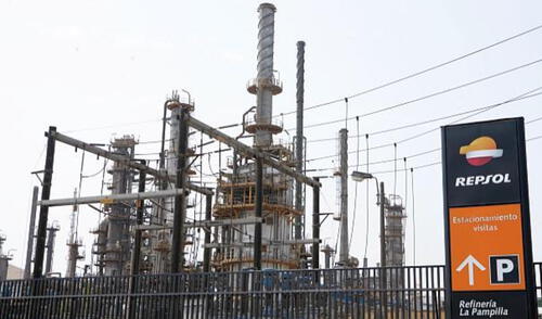 La OEFA autorizó a Repsol a realizar carga y descarga de hidrocarburos por diez días. Foto: Economía