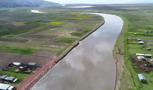 Puno. Río Zapatilla aumentó su caudal a raíz de las constantes precipitaciones. Foto: Andina