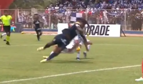Aldair Rodríguez es titular en Alianza Lima. Foto: captura Gol Perú.