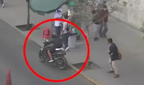 Las cámaras de seguridad captaron todos los movimientos del ladrón por las calles de Lima. Foto: Captura Panamericana.