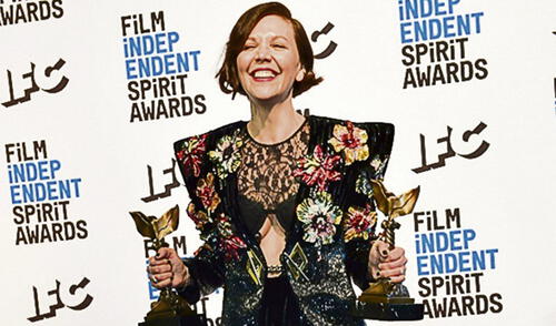 "Creo que expresar el amor es una de sus manifestaciones más hermosas”, dijo Maggie Gyllenhaal en su discurso. "Creo que expresar el amor es una de sus manifestaciones más hermosas”, dijo Maggie Gyllenhaal en su discurso.