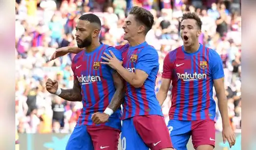 Barcelona llega al choque del jueves con las bajadas de Ansu Fati y Dani Alves. Foto: AFP. Barcelona llega al choque del jueves con las bajadas de Ansu Fati y Dani Alves. Foto: AFP.