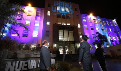 En la actividad realizada en la sede central del Minsa estuvieron presentes el viceministro de Prestaciones y Aseguramiento en Salud, Augusto Tarazona y el viceministro de Salud Pública, Jorge López. Foto: Minsa En la actividad realizada en la sede central del Minsa estuvieron presentes el viceministro de Prestaciones y Aseguramiento en Salud, Augusto Tarazona y el viceministro de Salud Pública, Jorge López. Foto: Minsa