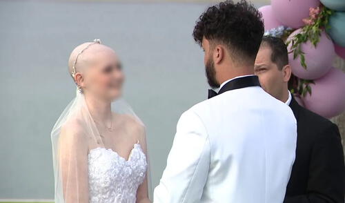 El emotivo momento logró conquista el corazón de los usuarios de YouTube. Foto: captura de YouTube. El emotivo momento logró conquista el corazón de los usuarios de YouTube. Foto: captura de YouTube.