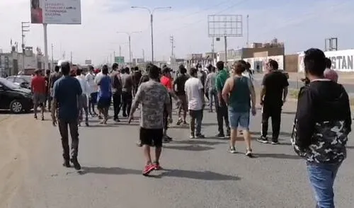 Transportistas de Chimbote y Nuevo Chimbote se sumaron al paro nacional. Foto: captura de video/Noticias Digital Áncash.
