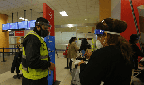 Descubre cómo saber si tu vuelo programado para hoy, martes 5 de abril, se canceló. Foto: Flavio Matos / La República Descubre cómo saber si tu vuelo programado para hoy, martes 5 de abril, se canceló. Foto: Flavio Matos / La República