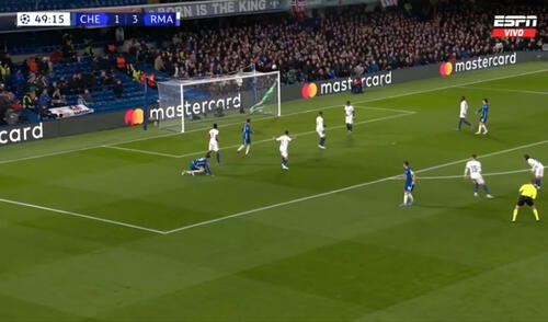 Chelsea vs. Real Madrid: Thibaut Courtois realizó una gran atajada y evitó el 2-3 de Chelsea. Foto: captura ESPN Chelsea vs. Real Madrid: Thibaut Courtois realizó una gran atajada y evitó el 2-3 de Chelsea. Foto: captura ESPN