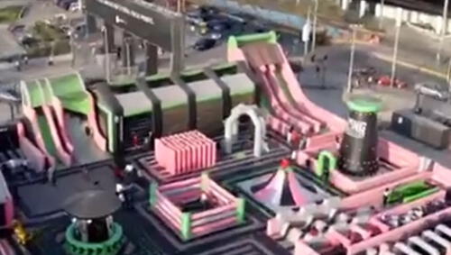 El parque Flying Squirrel se ubica en el Jockey Plaza. Foto: captura Reporte Semanal El parque Flying Squirrel se ubica en el Jockey Plaza. Foto: captura Reporte Semanal