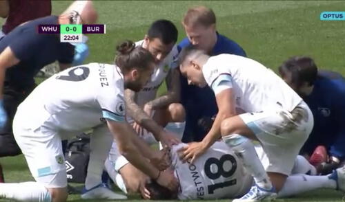 Ashley Westwood termina con grave lesión en partido de la Premier League. Foto: captura Ashley Westwood termina con grave lesión en partido de la Premier League. Foto: captura